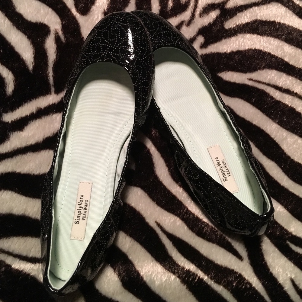 Retro Vera Wang Patent Ballet Flats